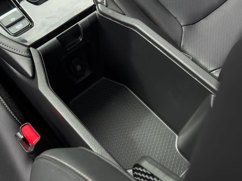 Used 2023 Honda Accord Touring image 25