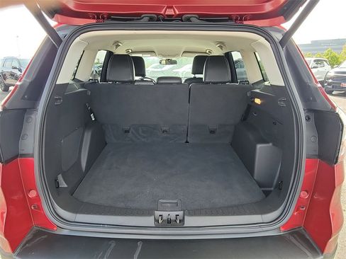 Used 2017 Ford Escape Titanium image 25