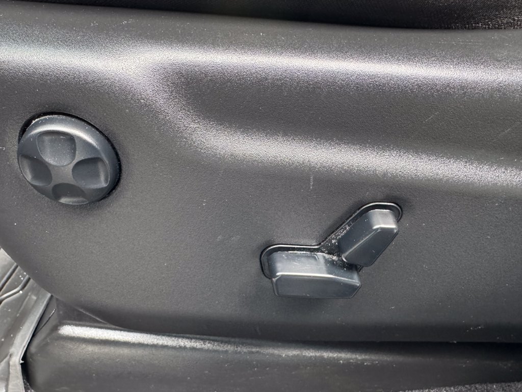 Used 2019 Dodge Durango SXT AWD/4WD image 32