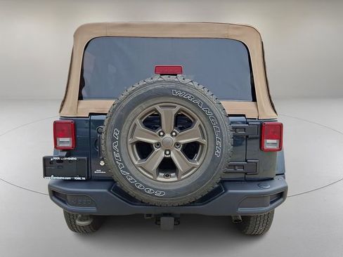 Used 2018 Jeep Wrangler Unlimited Sport AWD/4WD image 9