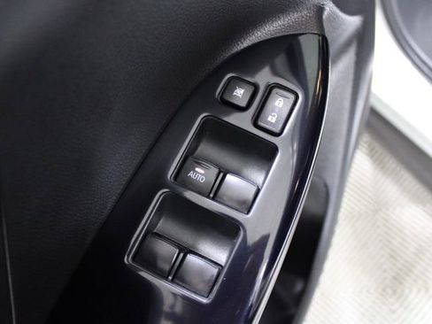 Used 2023 Mitsubishi Eclipse Cross LE image 17