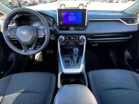 Used 2023 Toyota RAV4 XLE w/ Convenience Package FWD image 21