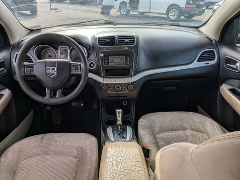 Used 2017 Dodge Journey SXT w/ Comfort/Convenience Group image 26