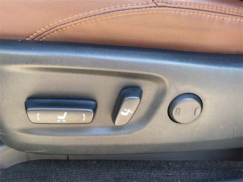 Used 2023 Toyota 4Runner Limited image 21