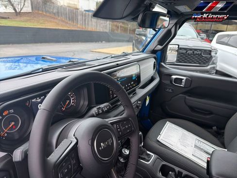 New 2026 Jeep Wrangler Unlimited Sport AWD/4WD image 39