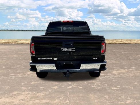 Used 2018 GMC Sierra 1500 SLT image 12