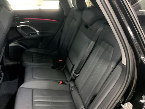 Certified 2025 Audi Q5 Prestige image 28