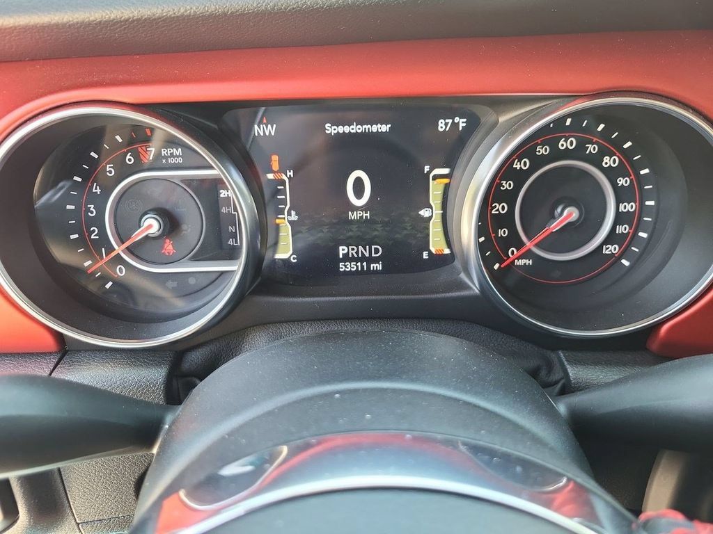 Used 2020 Jeep Wrangler Unlimited Rubicon w/ Cold Weather Group AWD/4WD image 17