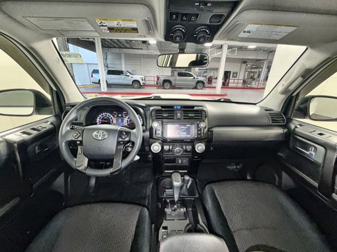Used 2019 Toyota 4Runner TRD Off-Road image 22