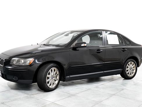 Used 2007 Volvo S40 T5 FWD image 4