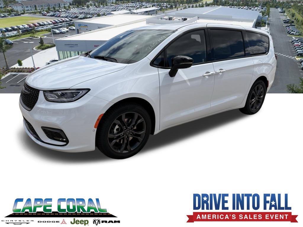 New 2026 Chrysler Pacifica Select FWD 360° Tour