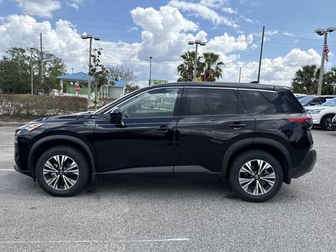 Certified 2021 Nissan Rogue SV image 7
