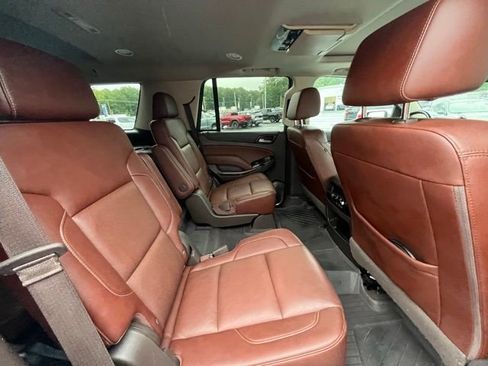 Used 2019 Chevrolet Tahoe Premier image 17