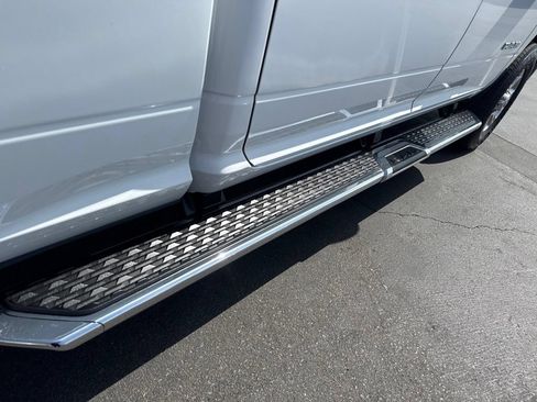 Certified 2025 RAM 2500 Big Horn AWD/4WD image 12