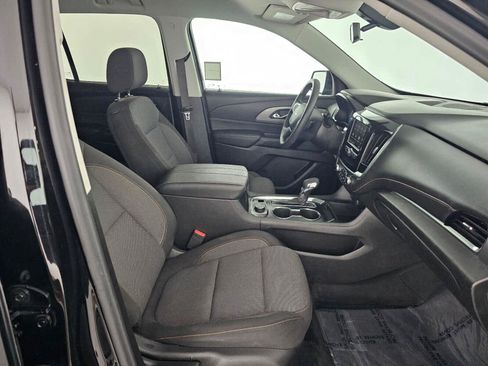 Used 2021 Chevrolet Traverse LS w/ LPO, Cargo Package FWD image 10