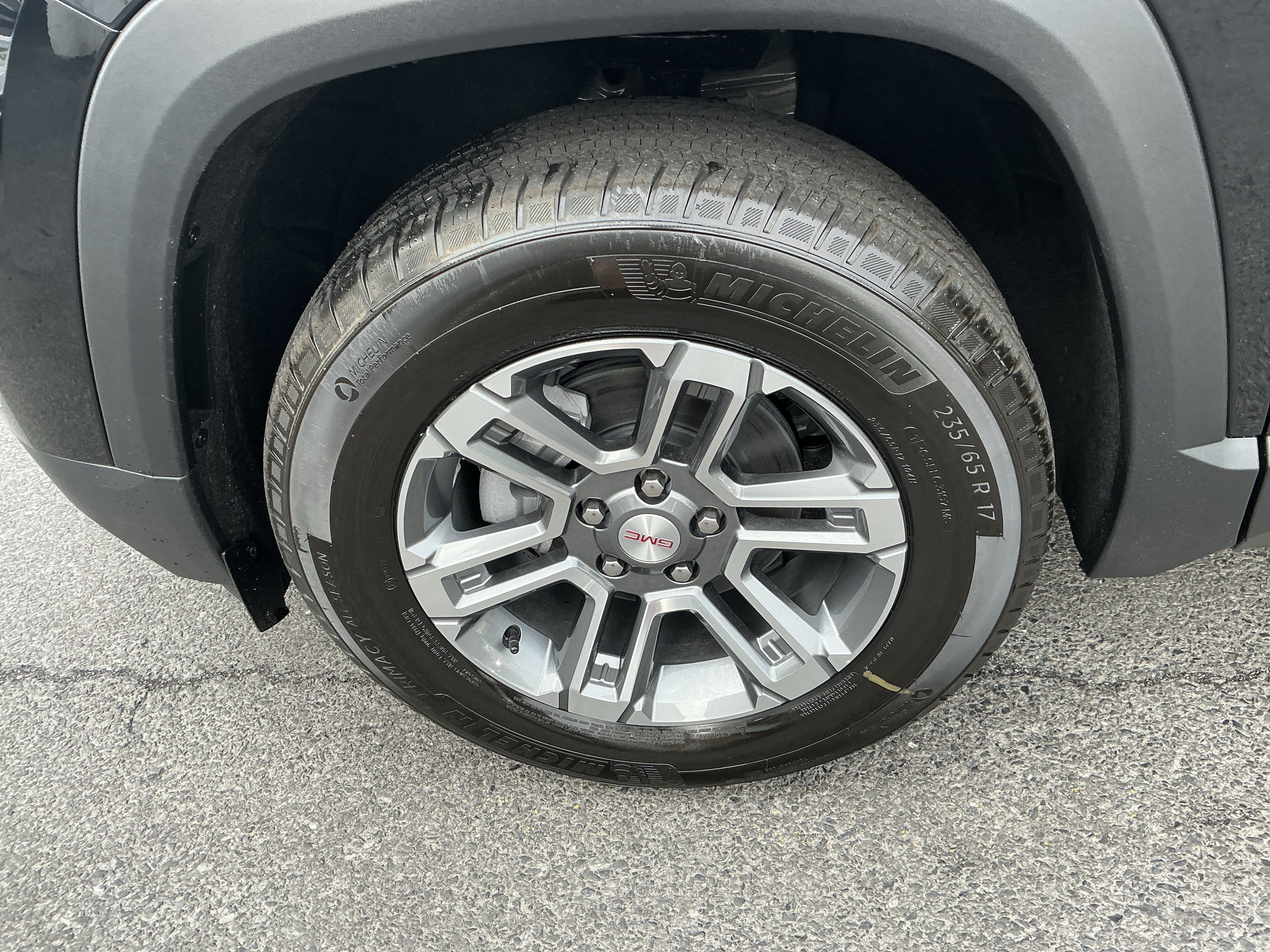 New 2026 GMC Terrain Elevation w/ LPO, Floor Liner Package AWD/4WD image 9