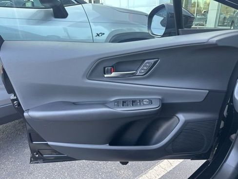 Used 2024 Toyota Prius Limited image 8