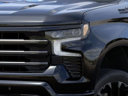 New 2026 Chevrolet Silverado 1500 High Country w/ High Country Premium Package AWD/4WD image 11