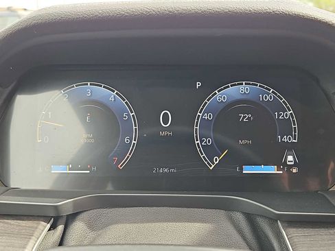 Used 2023 Jeep Grand Cherokee Limited image 33