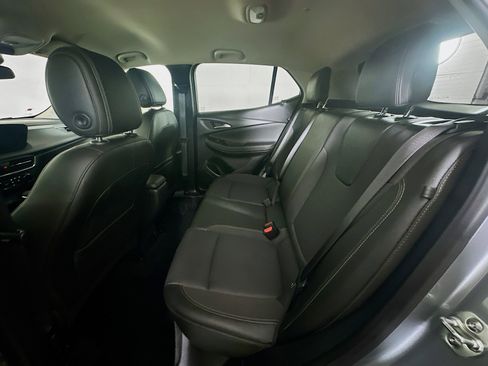 Used 2025 Buick Encore GX Preferred image 28
