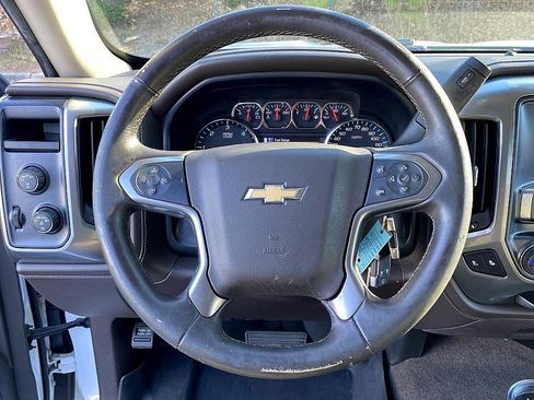 Used 2018 Chevrolet Silverado 1500 LTZ image 13
