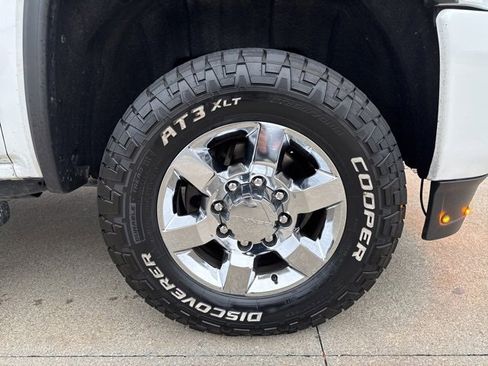 Used 2016 GMC Sierra 2500 Denali w/ Suspension Package, Off-Road image 51