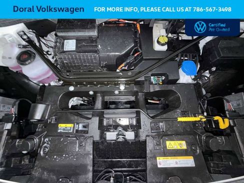 Certified 2025 Volkswagen ID.4 Pro S Plus w/ ID.4 Black Package AWD/4WD image 12