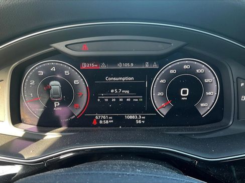 Used 2019 Audi Q8 Premium image 20