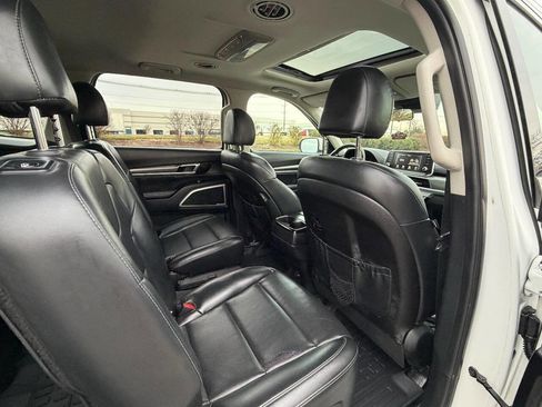 Used 2020 Kia Telluride S image 11