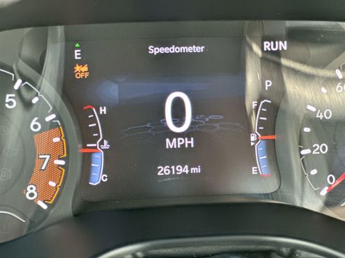 Used 2023 Jeep Compass Limited image 15