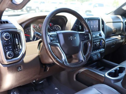 Used 2021 Chevrolet Silverado 1500 RST w/ Z71 Off-Road Package AWD/4WD image 17