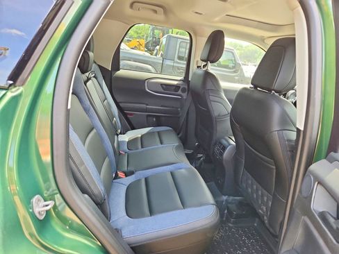 Used 2025 Ford Bronco Sport Outer Banks w/ Sasquatch Outer Banks Package AWD/4WD image 9