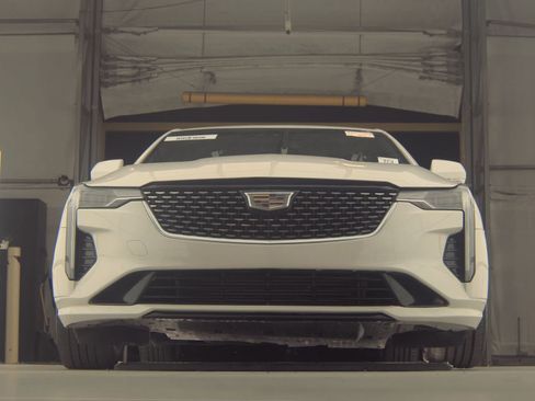 Used 2023 Cadillac CT4 Luxury w/ Sun And Sound Package image 3