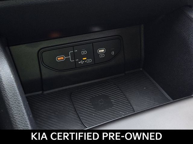 Certified 2026 Kia Sportage EX w/ EX Panorama Roof Package FWD image 24