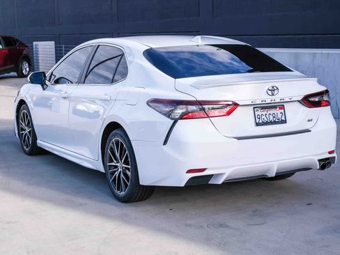 Used 2023 Toyota Camry SE w/ Convenience Package FWD image 6