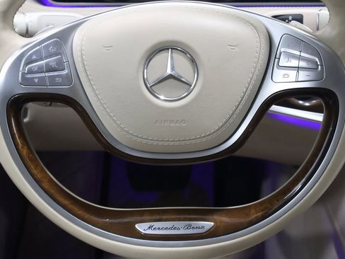 Used 2017 Mercedes-Benz S 550 4MATIC Sedan image 17