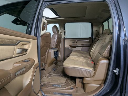 Used 2019 RAM 1500 Limited AWD/4WD image 28