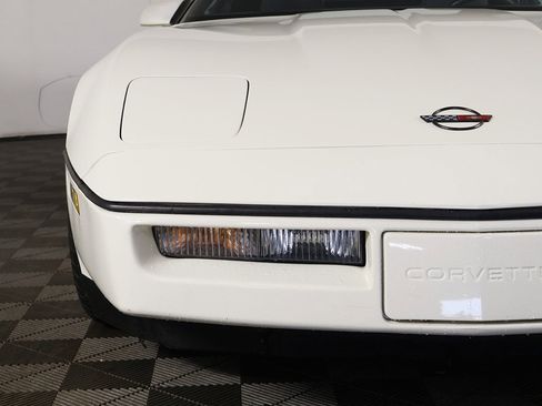 Used 1986 Chevrolet Corvette Convertible image 8