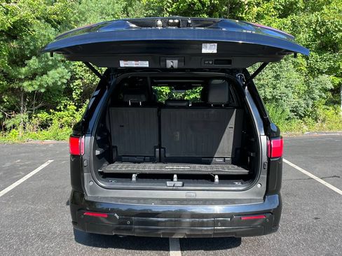 Used 2024 Toyota Sequoia Platinum w/ TRD Off-Road Package AWD/4WD image 25