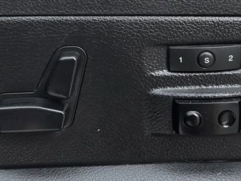 Used 2014 RAM 3500 Laramie image 30