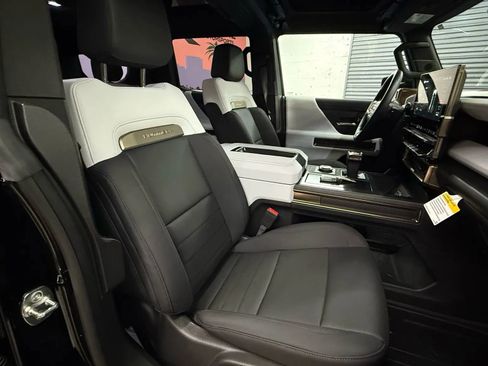 Used 2025 GMC Hummer EV 2X image 36
