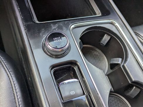 Used 2022 Lincoln Corsair Reserve w/ Equipment Group 201A image 19