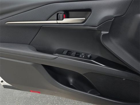 Certified 2025 Toyota Camry SE image 23