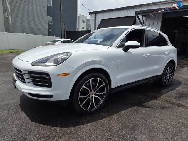 Used 2019 Porsche Cayenne AWD/4WD image 3