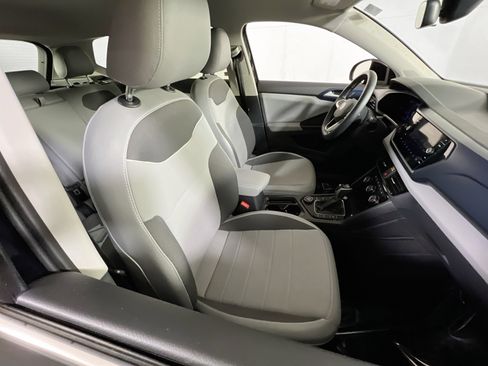 Used 2023 Volkswagen Taos SE image 26