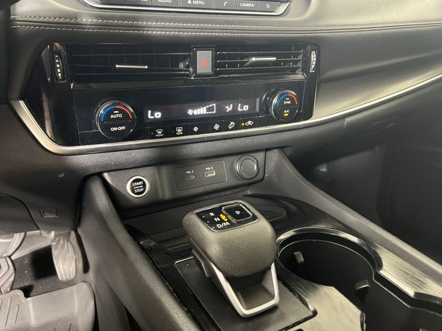 Used 2021 Nissan Rogue SV FWD image 19