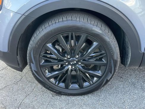 Used 2021 Kia Telluride SX w/ SX Prestige Package AWD/4WD image 9