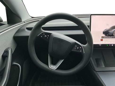 Used 2025 Tesla Model 3 Long Range image 18