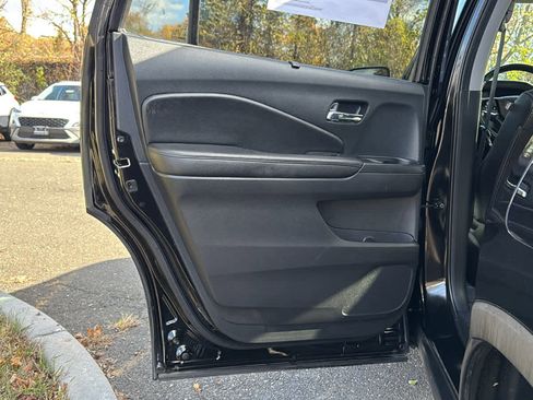 Used 2022 Honda Pilot Special Edition image 24