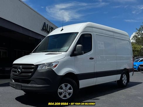 Used 2023 Mercedes-Benz Sprinter 2500 image 1